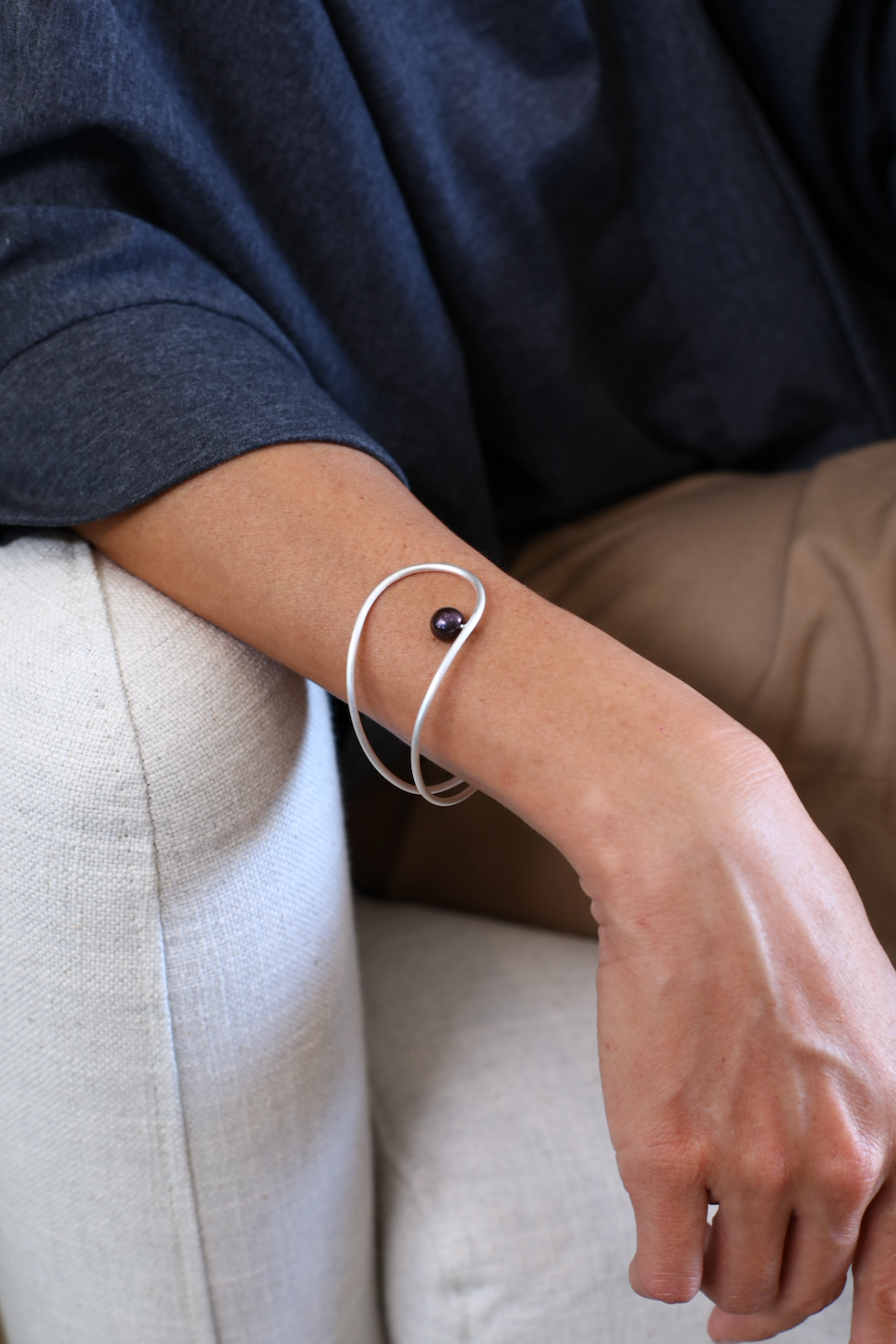 <transcy>Black Pearl Lightness Bracelet</transcy>
